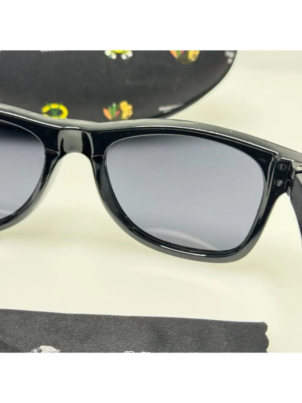 Chicago Blackhawks Sunglasses Promo Private Bank With Case
